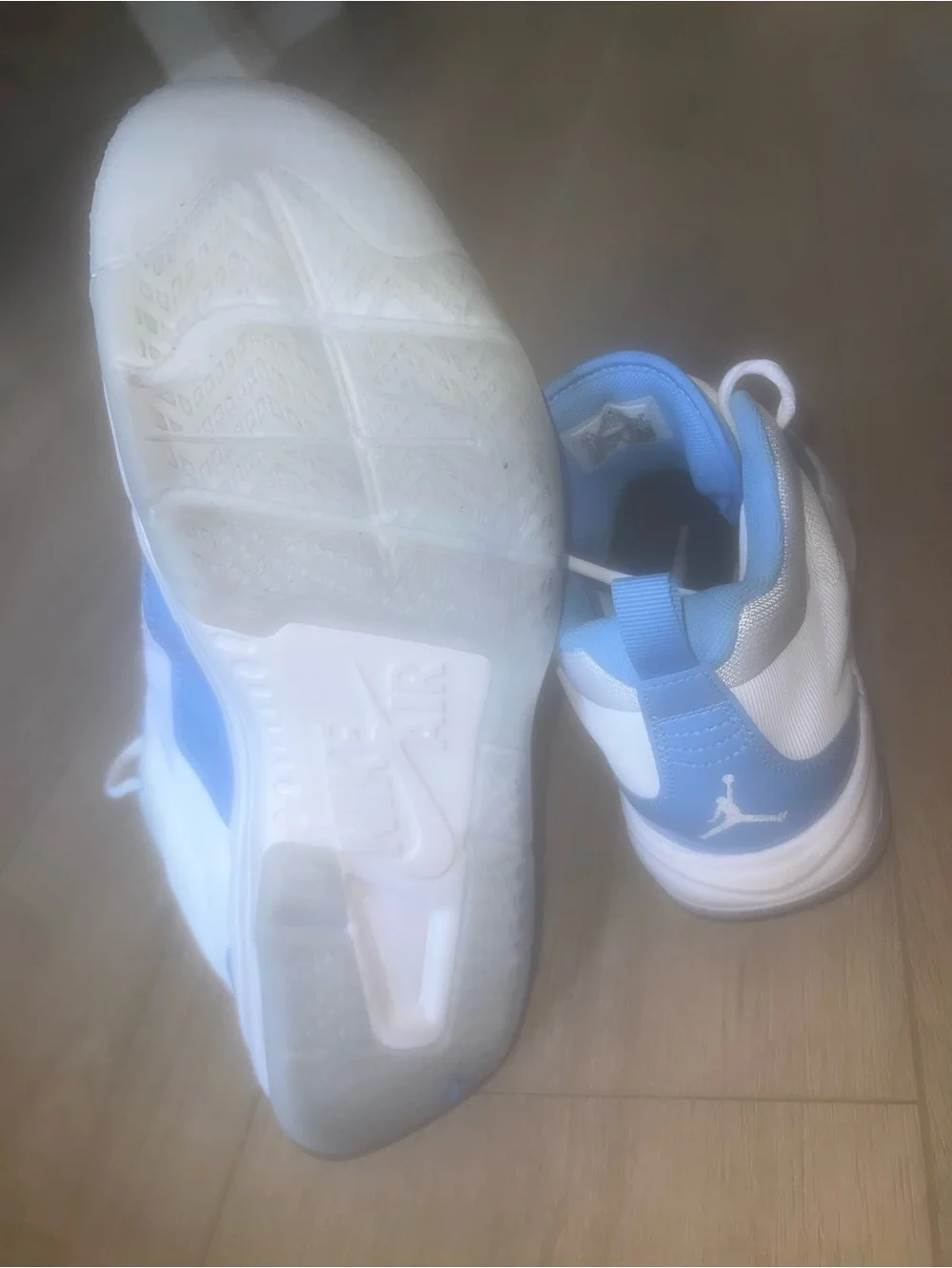 Jordan Men's Low-Top Sneakers in White and Light Blue